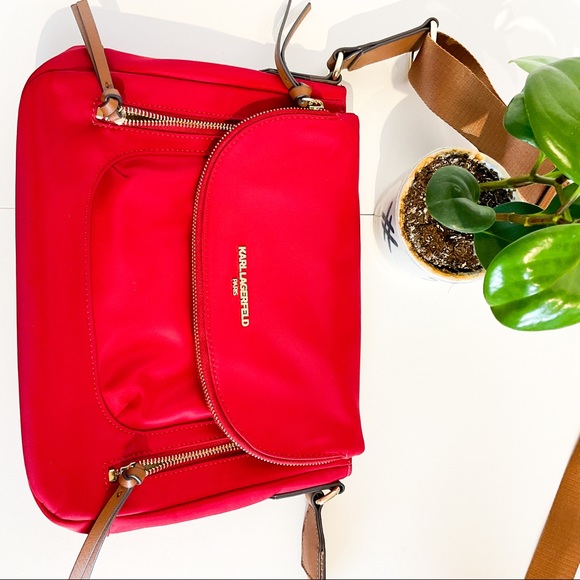 KARL LAGERFELD PARIS NWOT Cranberry Crossbody - Picture 2 of 11